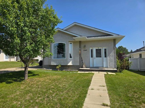 1207 61 Street, Edson, AB - Outdoor With Deck Patio Veranda