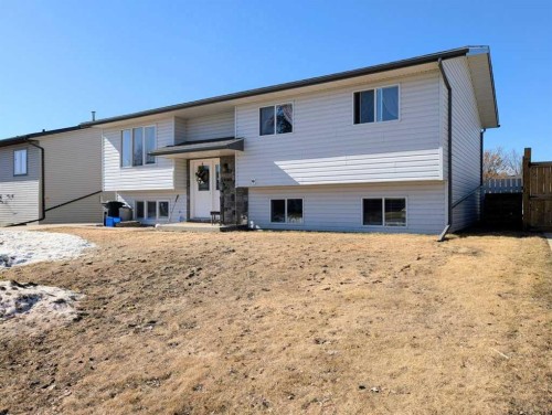 1013 10 Avenue SE Slave Lake, AB T0G 2A3