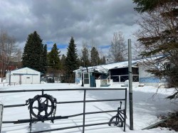 5010 49 Avenue Robb, AB T7E 1X0