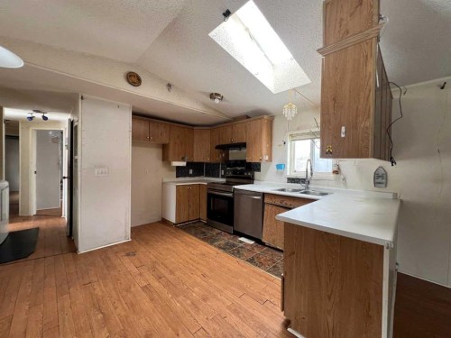 5010 49 Avenue, Robb, AB - Indoor Photo Showing Kitchen With Double Sink