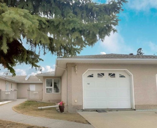 722 50 Street  Edson, AB T7E 1N7