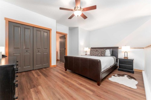 328-101 Montane Road, Canmore, AB - Indoor Photo Showing Bedroom