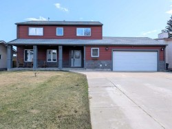 317 9 Street NESlave Lake, AB T0G 2A2
