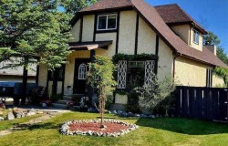 201 HANSEN Drive Hinton, AB T7V 1J1