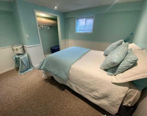 201 Hansen Drive, Hinton, AB - Indoor Photo Showing Bedroom