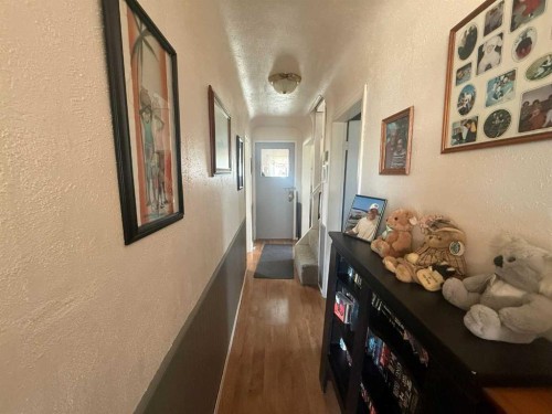 4820 17 Avenue, Edson, AB - Indoor Photo Showing Other Room