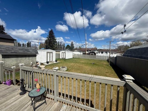 4820 17 Avenue, Edson, AB - Outdoor With Deck Patio Veranda