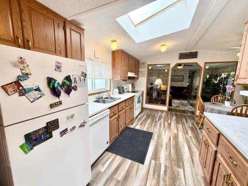102 Nickerson Avenue, Hinton, AB 