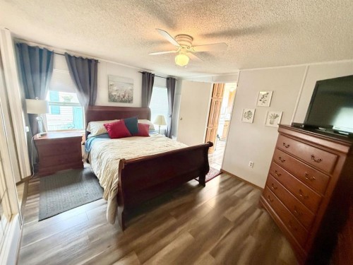 102 Nickerson Avenue, Hinton, AB 