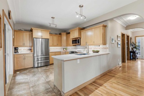 322 4 Street, Rural Woodlands County, AB - Indoor Photo Showing Kitchen With Double Sink