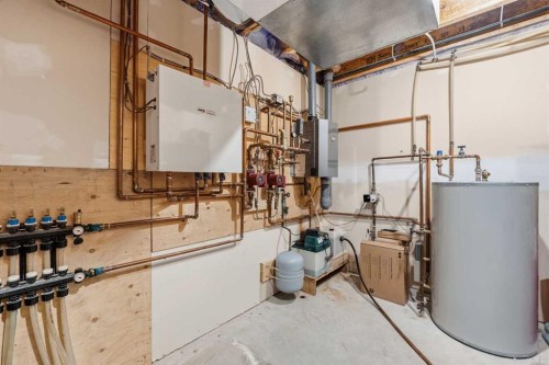 322 4 Street, Rural Woodlands County, AB - Indoor Photo Showing Basement