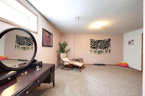 23 Springwood Drive Ne, Slave Lake, AB - Indoor Photo Showing Other Room