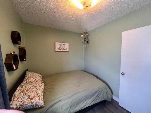 4906 55 Street, Athabasca, AB - Indoor Photo Showing Bedroom