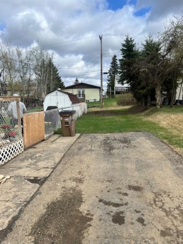 4906 55 Street, Athabasca, AB - Outdoor