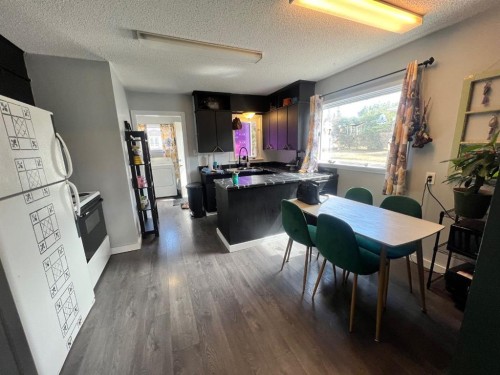 4906 55 Street, Athabasca, AB - Indoor