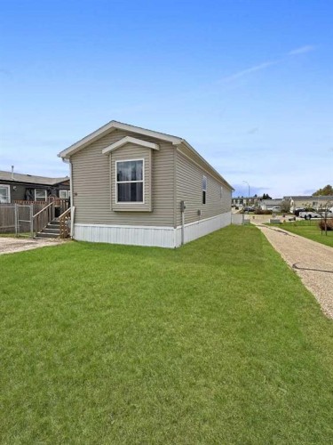 58 Gunderson Drive  Whitecourt, AB T7S 0C5
