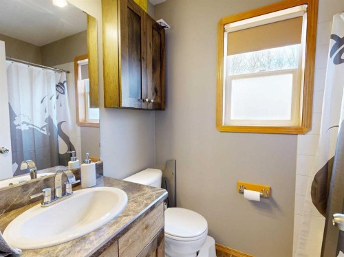 42 Olson Crescent, Whitecourt, AB 