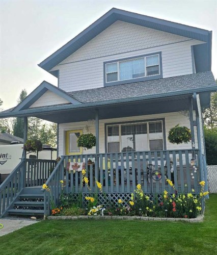 42 Olson Crescent, Whitecourt, AB 