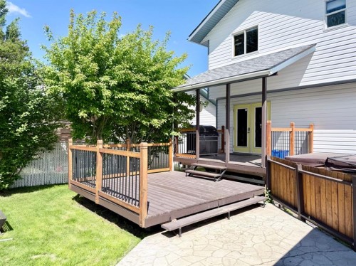 42 Olson Crescent, Whitecourt, AB 