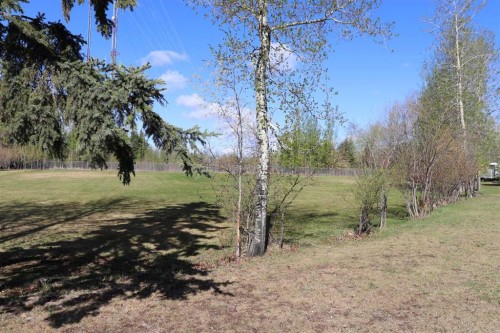 1882 63 Street, Edson, AB 