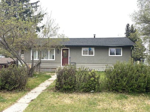 20 Virginia Avenue  Whitecourt, AB T7S 1H2