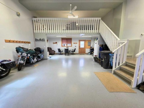 812 9 Street Se, Slave Lake, AB - Indoor