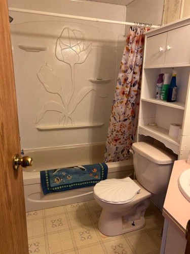 403 9 Street, Fox Creek, AB 