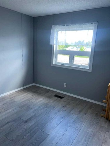 403 9 Street, Fox Creek, AB 