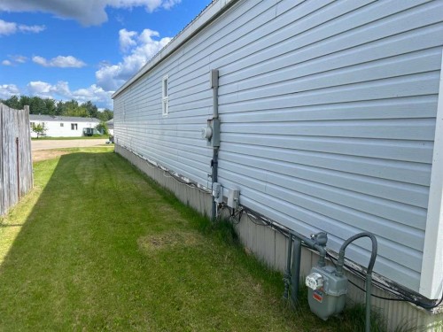 403 9 Street, Fox Creek, AB 