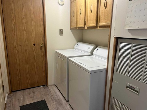 403 9 Street, Fox Creek, AB 