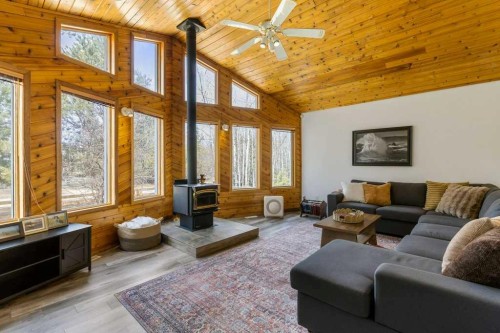 1651 Lakeview Lane, Calling Lake, AB 
