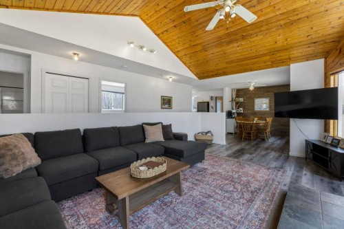 1651 Lakeview Lane, Calling Lake, AB 
