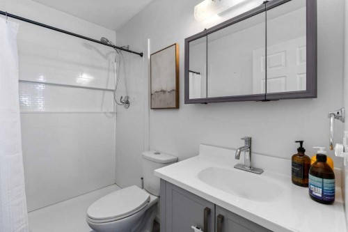 1651 Lakeview Lane, Calling Lake, AB 