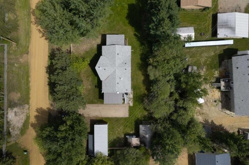 1651 Lakeview Lane, Calling Lake, AB 