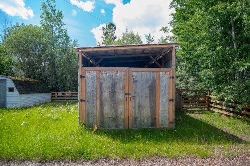 1651 Lakeview Lane, Calling Lake, AB 