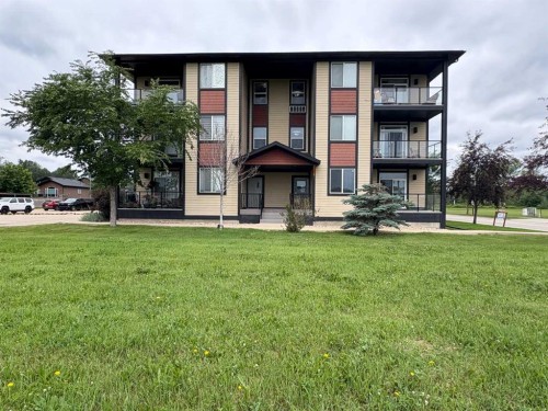 103-605 6 Avenue SE Slave Lake, AB T0G 2A3