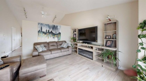 1 Park Close, Whitecourt, AB - Indoor Photo Showing Living Room