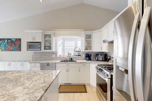 1 Park Close, Whitecourt, AB - Indoor Photo Showing Kitchen