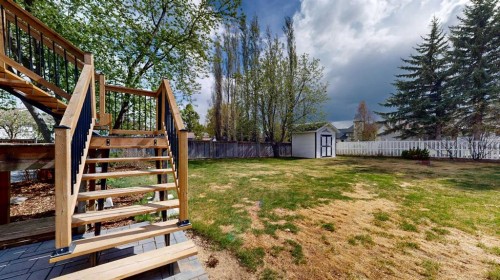 1 Park Close, Whitecourt, AB - Outdoor