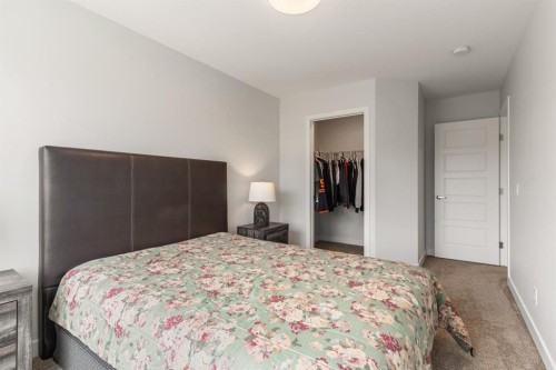 6003 Edmonds Place Nw, Edmonton, AB - Indoor Photo Showing Bedroom