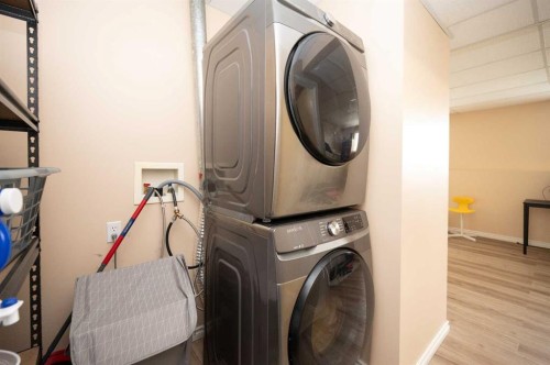 2819 46 Avenue, Athabasca, AB - Indoor Photo Showing Laundry Room