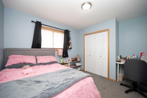 2819 46 Avenue, Athabasca, AB - Indoor Photo Showing Bedroom