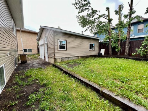 3209 45 Avenue, Athabasca, AB - Outdoor With Exterior