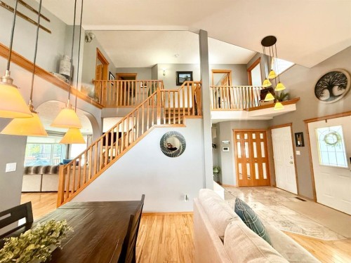 150 Hallam Drive, Hinton, AB - Indoor Photo Showing Other Room