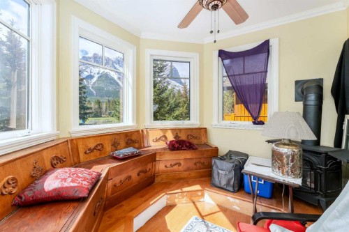 533 1St Street, Canmore, AB - Indoor