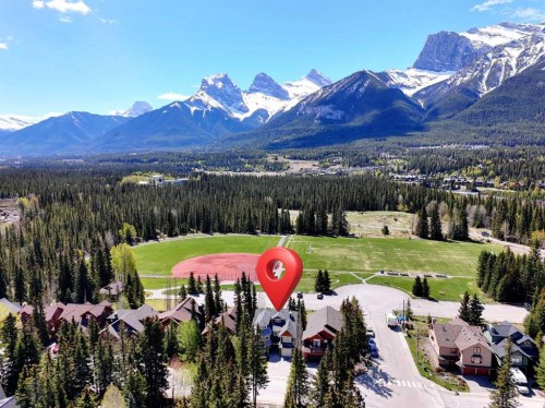 533 1St Street, Canmore, AB - Outdoor With View