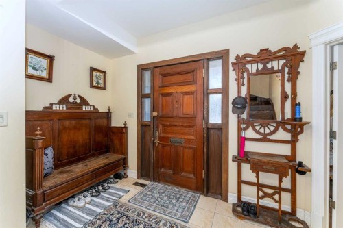 533 1St Street, Canmore, AB - Indoor Photo Showing Other Room