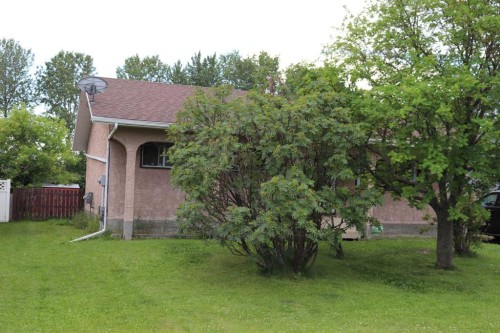 5707 9 Avenue, Edson, AB - Outdoor