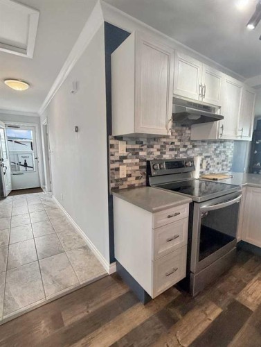 5302 50 Ave, Mayerthorpe, AB - Indoor Photo Showing Kitchen