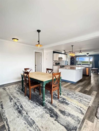5302 50 Ave, Mayerthorpe, AB - Indoor